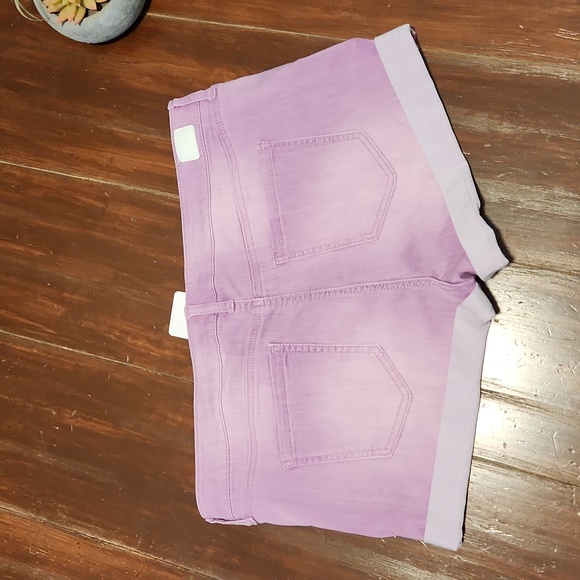 NWOT Celebrity Pink Stretchy Pink Shorts (0592) - Picture 2 of 6